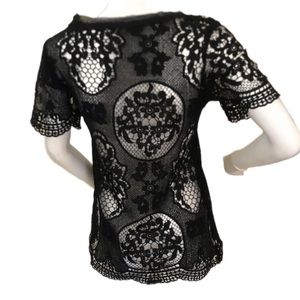 Lacey Crochet Top / short sleeves / size Sm